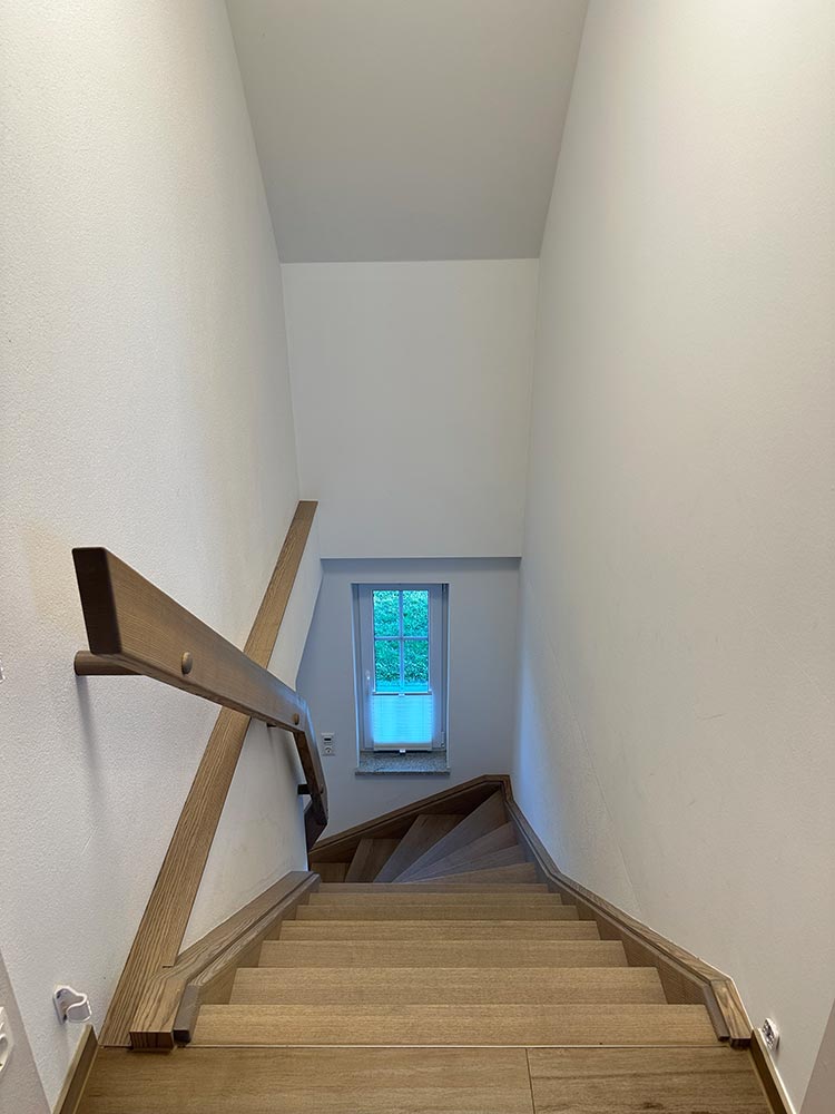 Treppenaufgang ins OG Ferienwohnung Oberförstchen Treppenaufgang ins OG Ferienwohnung Oberförstchen